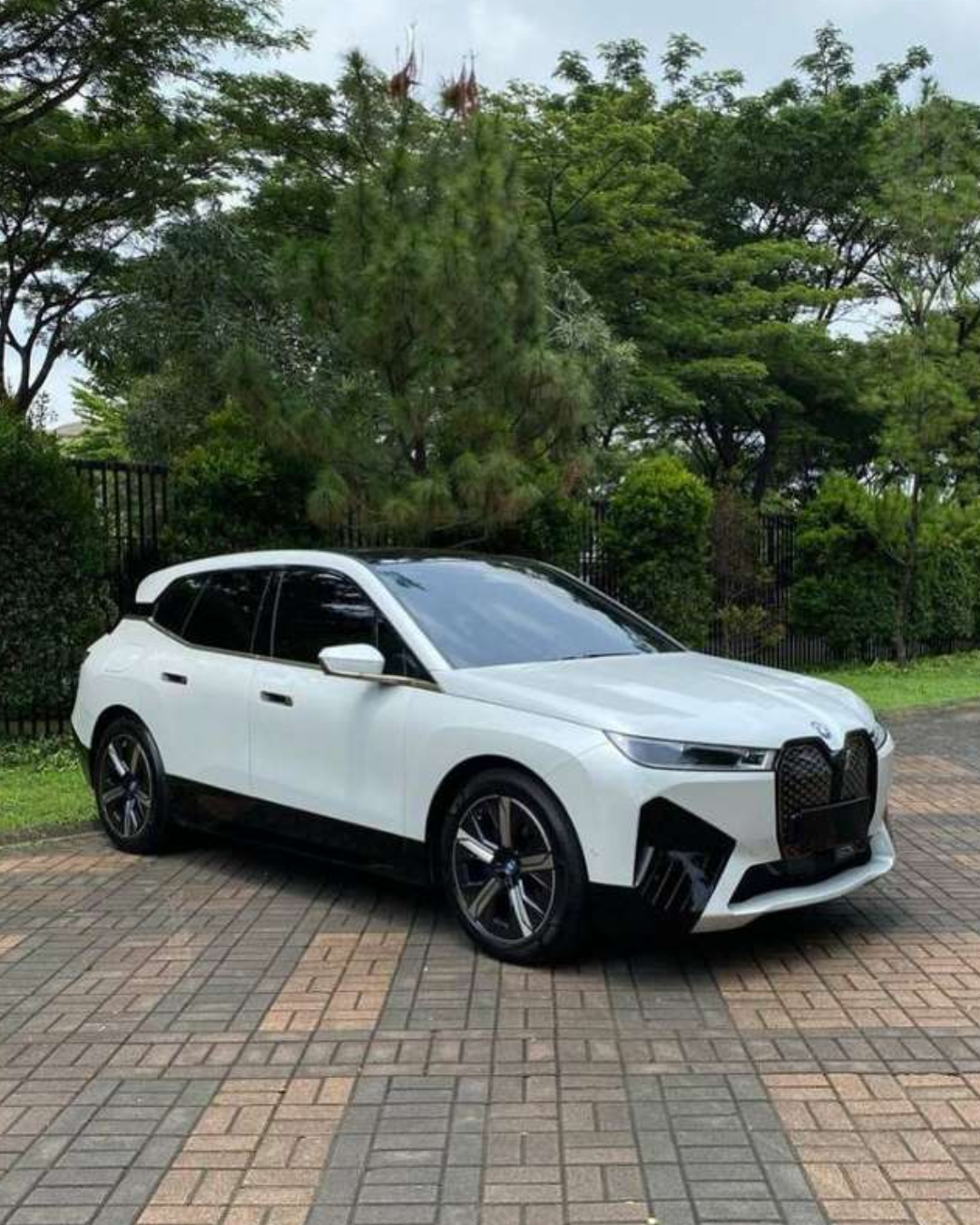 bmw ix (2023) xDrive 40